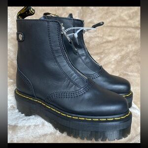 New Dr Martens Jetta Sendal Leather Boots Black Women’s Sz 7 Men’s Sz 6